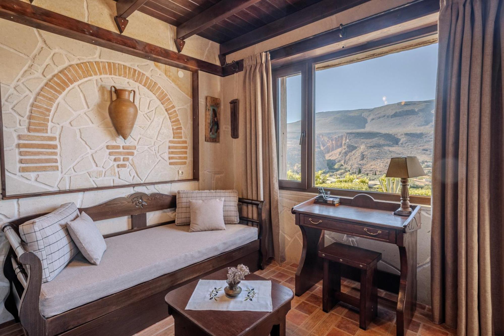Terra Minoika Boutique Resort Закрос Номер фото